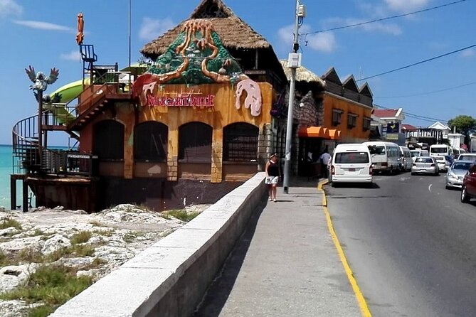 3-Hour Private Tour in the Highlights of Montego Bay - Jimmy Cliff Boulevard and the Hip Strip: Hotels, Beaches, and Gift Shopping