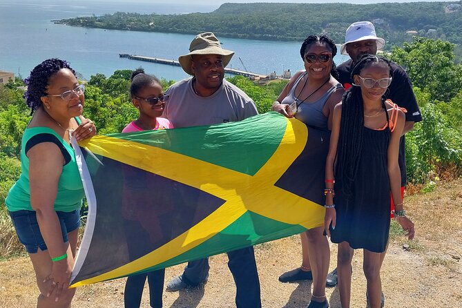 3-Hour Private Tour in the Highlights of Montego Bay - Lunch on Your Own: How to Plan It Around Jerk Chicken and Patties