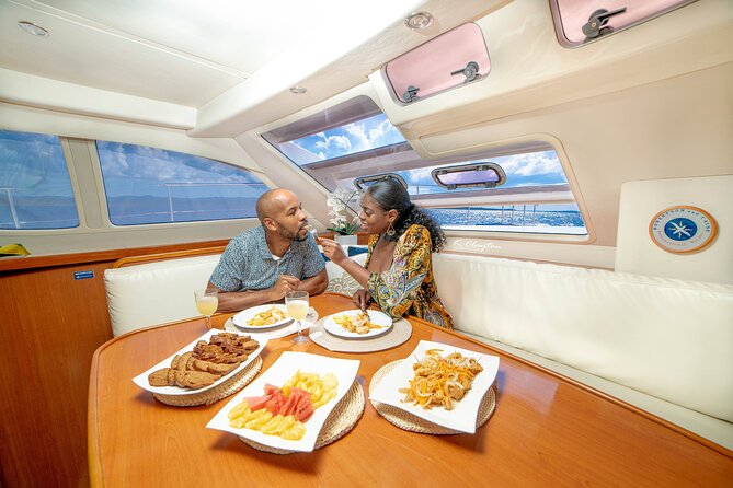 4hr Private Luxury Yacht with Snorkeling, DJ, Bar, Food - Food and Timing, How to Keep the Energy Balanced