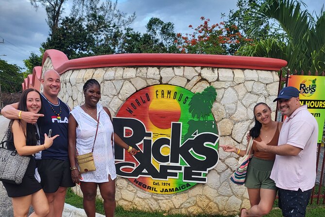7 Mile Beach and Rick's Cafe Private Tour - Who This Tour Fits Best