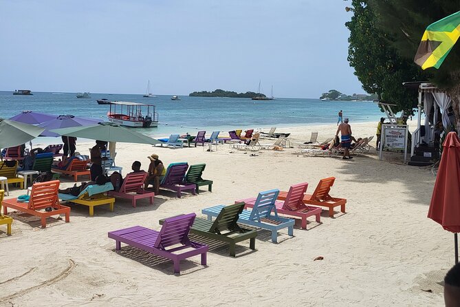 7 Mile Beach and Rick's Cafe Private Tour - Margaritaville at 7 Mile Beach: How to Use Your Time