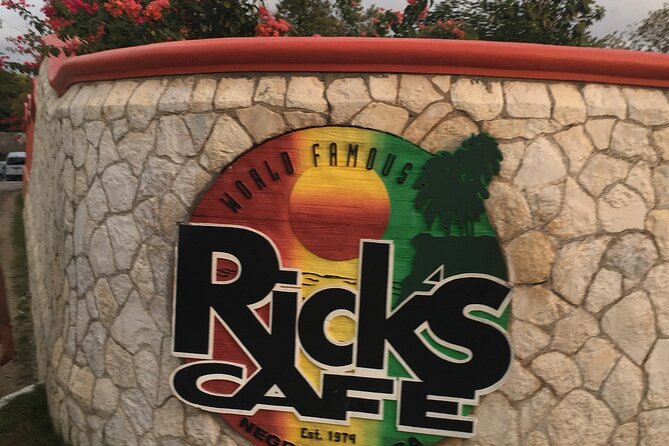 7 Miles Beach in Negril: Snorkeling, Boat Ride and Rick’s Cafe - Rick’s Cafe sunset: the payoff for the whole day