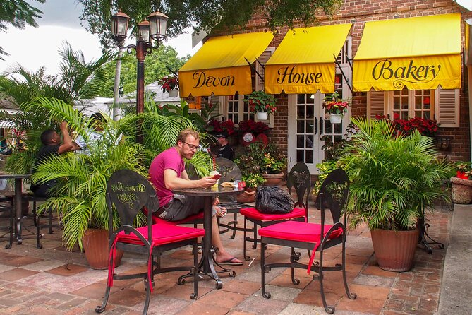 Airport Group Transfers-Kingston - Price That Makes Sense for Groups, Not Just Solo Travelers