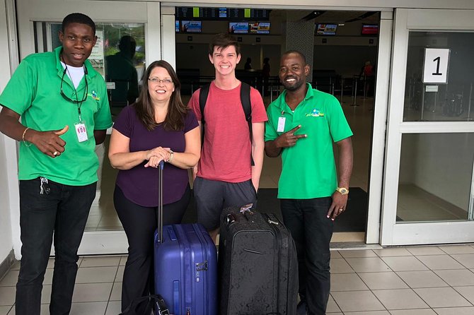 Airport MBJ Round Trip Transfer to Ocho Rios Airbnb Home, Resorts - Price and What You Actually Get for It
