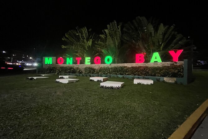 Airport Private Round Trip Transfer - Entering Montego Bay: the desk 11 meeting setup