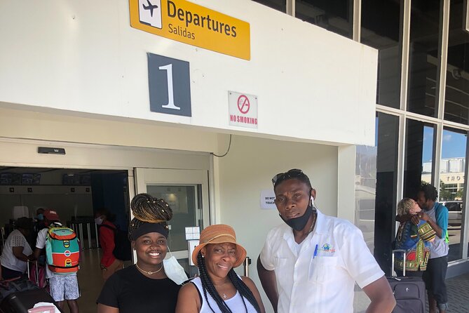 Airport Round transfer Excellence,Coral Springs,Paladium, Royaltan Blue Waters - Driver Quality: Why Leon-Style Service Makes the Difference