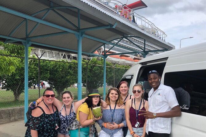 Airport Round transfer Excellence,Coral Springs,Paladium, Royaltan Blue Waters - What You Should Pack and Expect Once You’re There