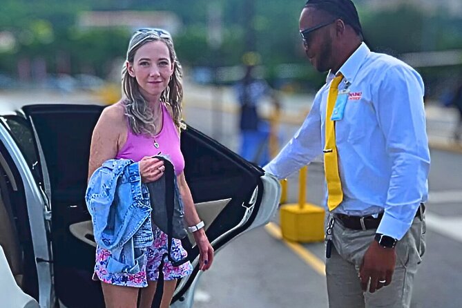 Airport Shuttle from Montego Bay (MBJ) to Hotel - Pickup Without Taxi Lines: How the Shared Coach Works