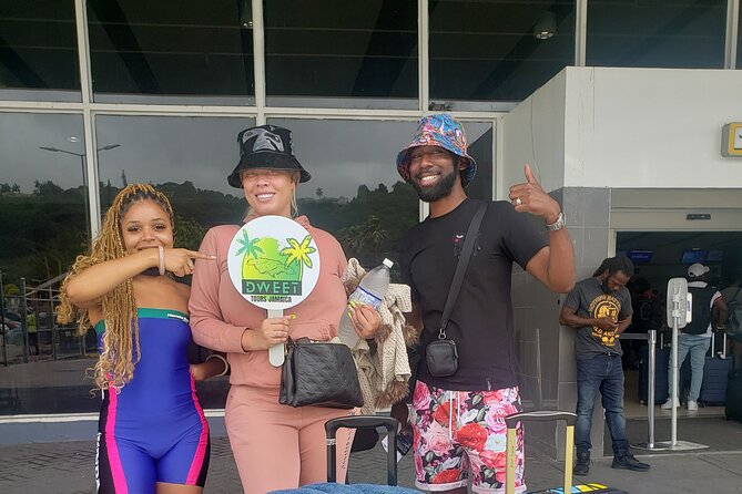 Airport Transfer Montego Bay: Riu Montego / Reggae / Palace - Value check: why $12 can be a smart move for Montego Bay