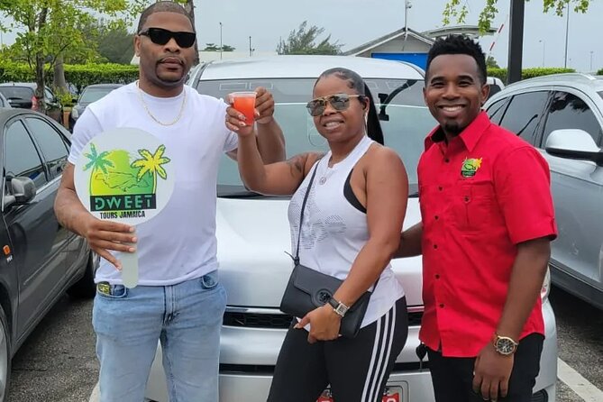 Airport Transfer Montego Bay: Riu Montego / Reggae / Palace - Safety and service tone, with Adrian leading the way