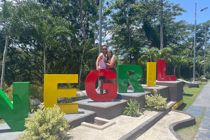 Airport Transfer To Negril - Leaving the airport line behind, and getting real value
