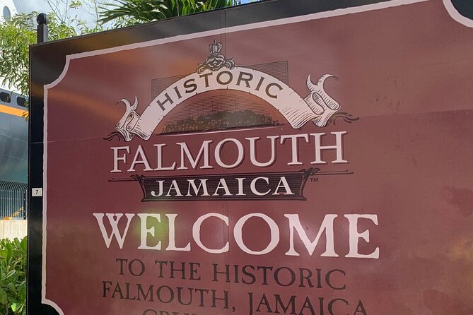 An Evening on the Lagoon: Martha Rafting, Luminous Lagoon and Falmouth Highlight - The Falmouth Historic Town Highlight, Old Buildings and Real Streets