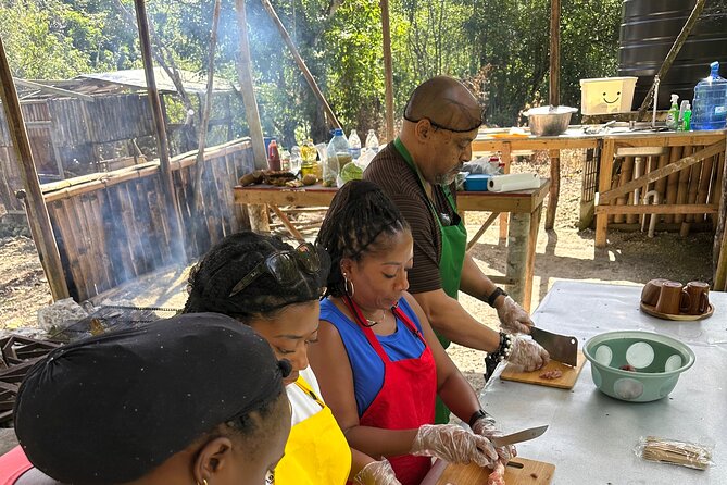 Authentic Jamaican Cooking Experience in the Mountain from mobay - The mountain farm angle: herbs, spices, and off-grid life