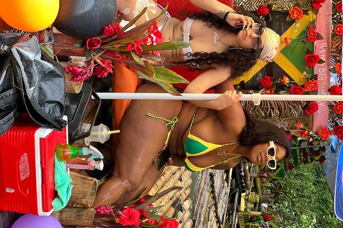 Bamboo Rafting & Horseback -dunns river Transportation Included - Mixed feedback, how to get the best outcome