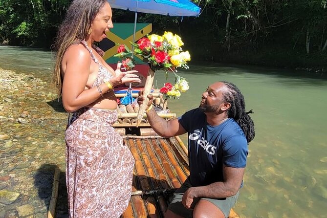 Bamboo rafting & limestone massage on the Great River!(lethe) - Limestone massage: what’s included and how it helps
