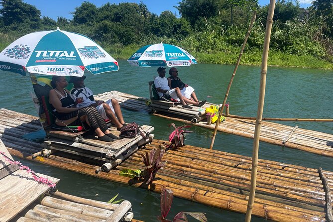 Bamboo rafting on the great river -Transportation only - Limestone Leg Massage: A Small Included Moment That People Remember