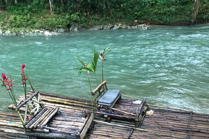 Bamboo Rafting with lime stone - Key things to know before you go
