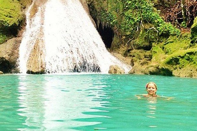 Blue Hole Admission Fee Ticket - At-the-Site Safety: Lifeguards, Staff Support, and Careful Walking