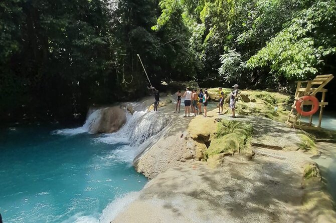Blue Hole and Beach from Cruise ship Ports or Hotels in Ocho Rios - Group size, comfort level, and who this tour suits best