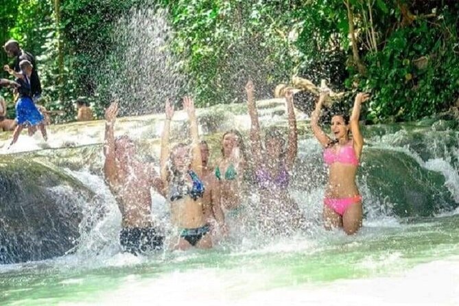 Blue Hole and Dunn's River Falls from Ocho Rios - The big idea: a fast combo that hits two headline water days