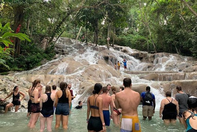 Blue Hole and Dunn's River Falls Private Tour from Montego Bay - Why This Combo Tour Feels Smarter Than Doing It Separately