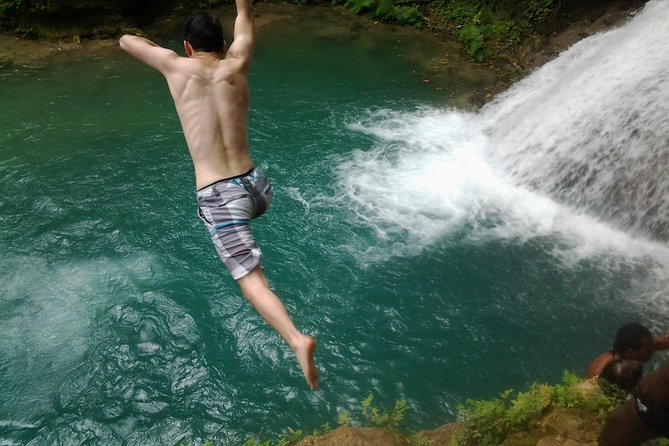 Blue Hole and River Tubing from Montego Bay - Blue Hole and White River Tubing from Montego Bay: the big idea