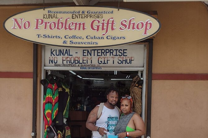 Blue Hole and Shopping in Ocho Rios Jamaica - The Shopping Village Stop: What You Gain (and What You Might Not)