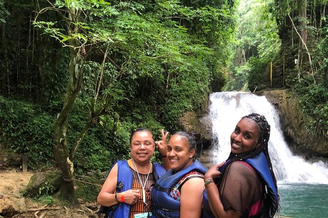 Blue Hole and Souvenir Shopping Ocho Rios (Transportation Only) - Key Highlights Worth Your Time