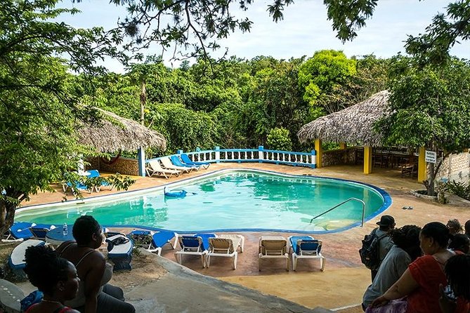 Blue Hole Mineral Spring and Rick's Cafe - Pickup, Private Comfort, and Why Your Driver Matters