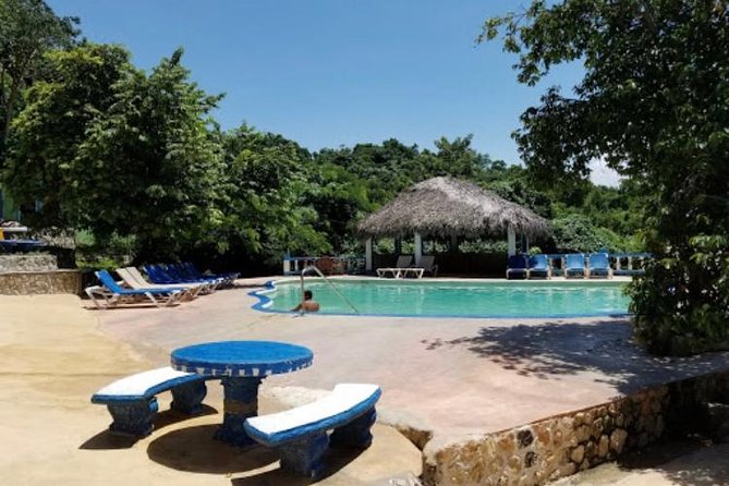 Blue Hole Mineral Spring and Ricks Cafe Private Tour - Blue Hole Mineral Spring: Swimming, Snacks, and a Big 55 ft Spring Moment
