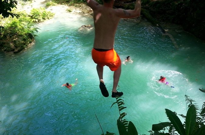 Blue Hole Ocho Rios - What to Expect on the Day: Timing, Activities, and Limits