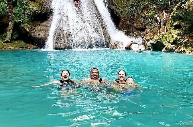 Blue Hole only-from Ocho Rios - Meeting Point and the 9:30 AM Start in Ocho Rios