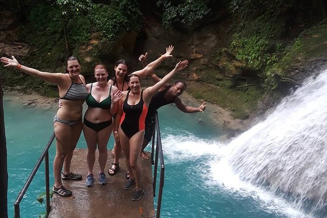 Blue Hole Private Tour from Ocho Rios - How the sightseeing loop in Ocho Rios fits the day