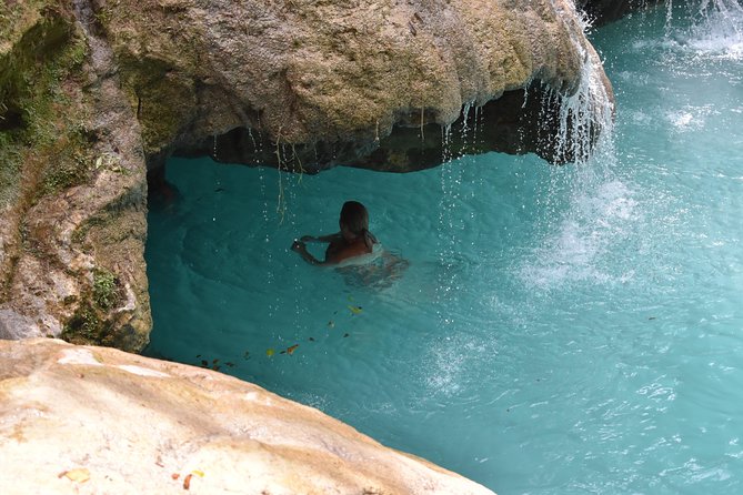 Blue Hole & Secret Falls Day Trip plus Shopping from Runaway Bay - What to bring and how to dress for a water and rock day