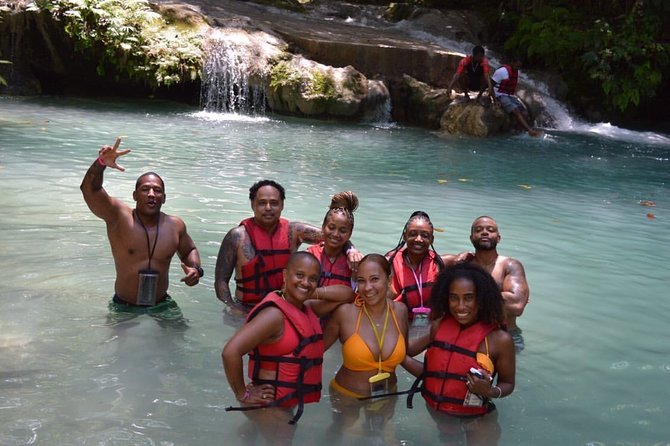 Blue Hole Waterfalls + Bamboo River Rafting Tour from Ocho Rios - Key things to know before you go