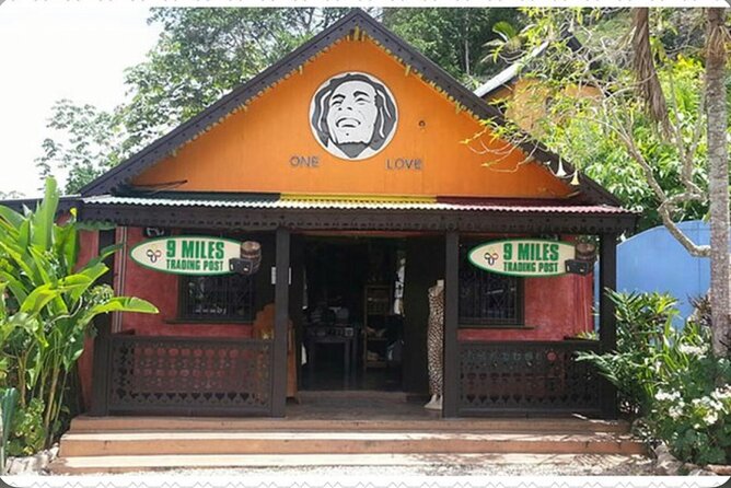 Bob Marley Nine Mile Home Private Tour from Montego Bay - Touring the Bob Marley Mausoleum and museum grounds
