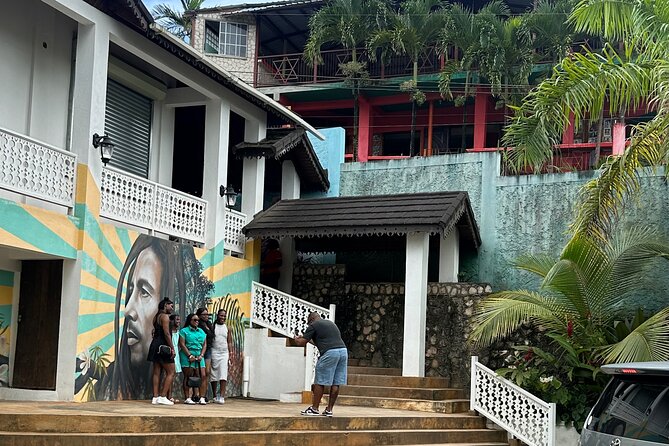 Bob Marley Nine Mile Tour - Why this Nine Miles tour feels easier than self-driving