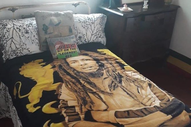 Bob Marley Nine Mile Tour - From Montego Bay - From Montego Bay to Nine Mile, a full 6-hour mountain day