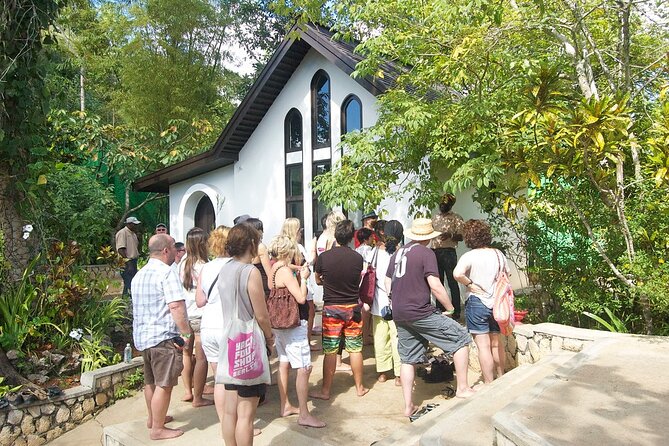 Bob Marley Nine Miles, sightseeing and local food and fruit stop - Key highlights to look for