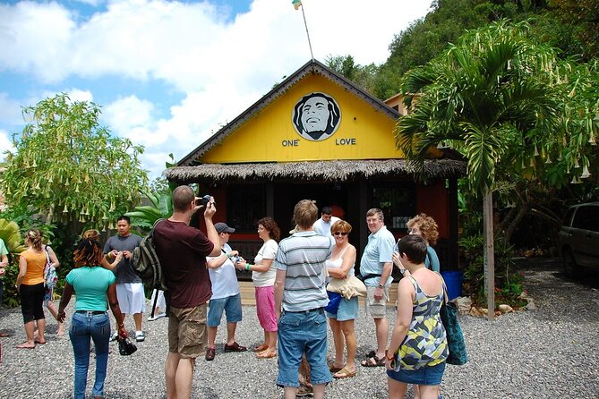 Bob Marley Nine Miles, sightseeing and local food and fruit stop - Timing, tickets, and how to plan a smooth half-day