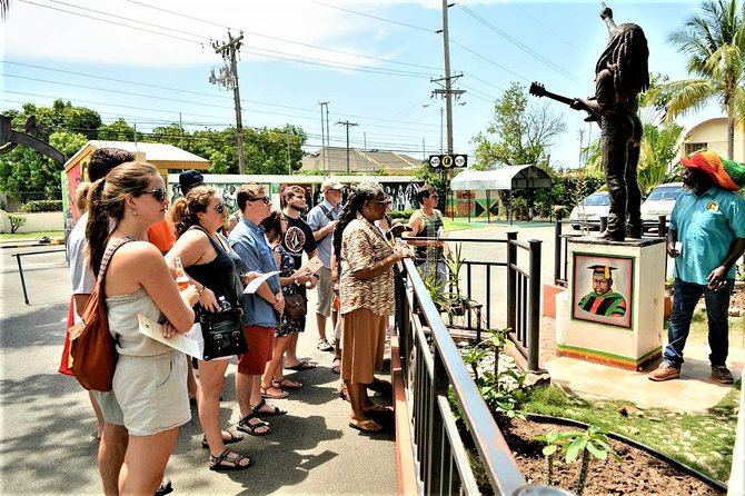 Bob Marley's Nine Mile Day-Trip with Admission & Guided Tour from Runaway Bay - How long you’ll be on the road, and where walking time can sneak up