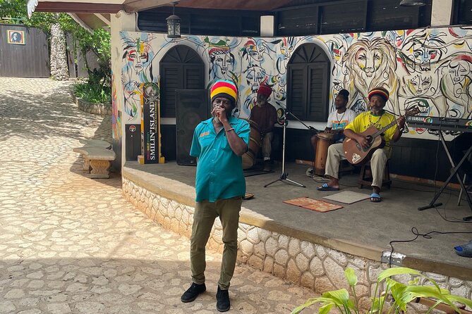 Bob Marley's Nine Mile Mausoleum Tour (Complimentary Rum Punch) - Key things I’d put on your radar
