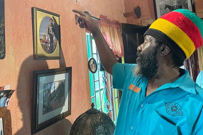 Bob Marley's Nine Mile Mausoleum Tour (Complimentary Rum Punch) - Inside the mausoleum visit: seeing Bob and his mother together