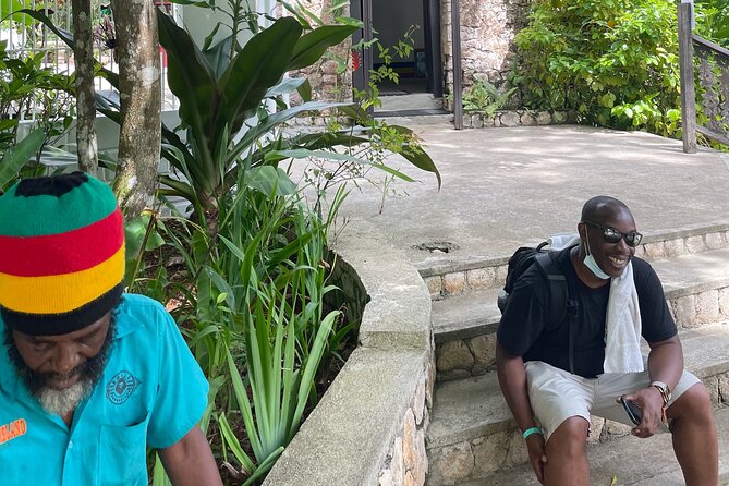 Bob Marley's Nine Mile Mausoleum Tour (Complimentary Rum Punch) - The 6-hour schedule: how the ride affects your experience