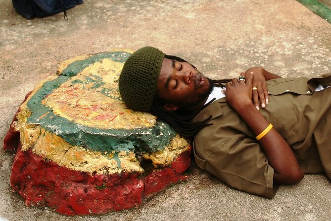Bob Marley's Spirit of Reggae - The Nine Mile Experience - Guide impact: when Lawrence or Vernon Wallace makes the story click