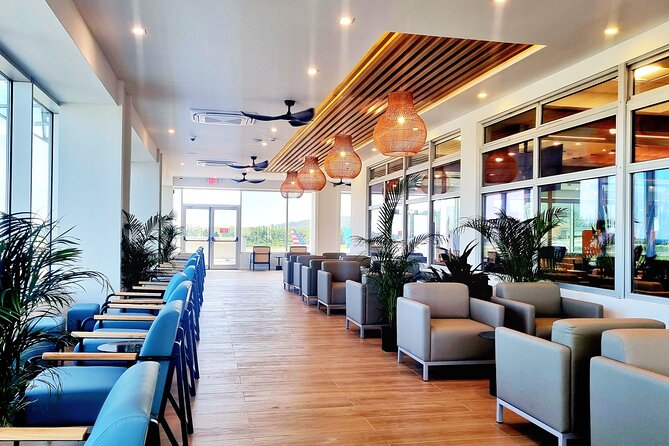 Club Mobay Sangster Airport VIP Lounge with Priority Entry - Food, drinks, and the included tech you should use