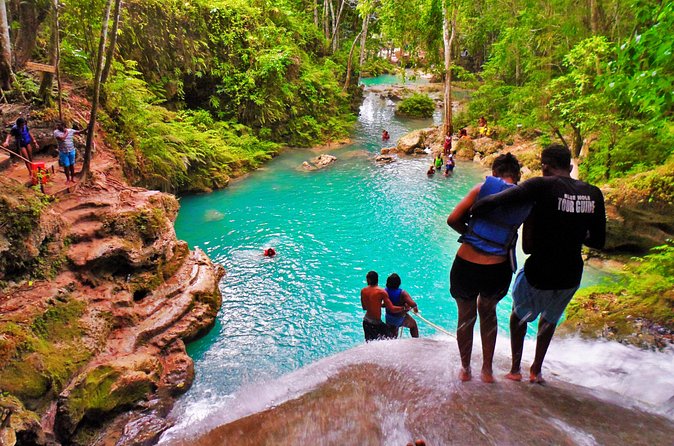 Cool Blue Hole from Ocho Rios - Photo packages and the one thing to double-check