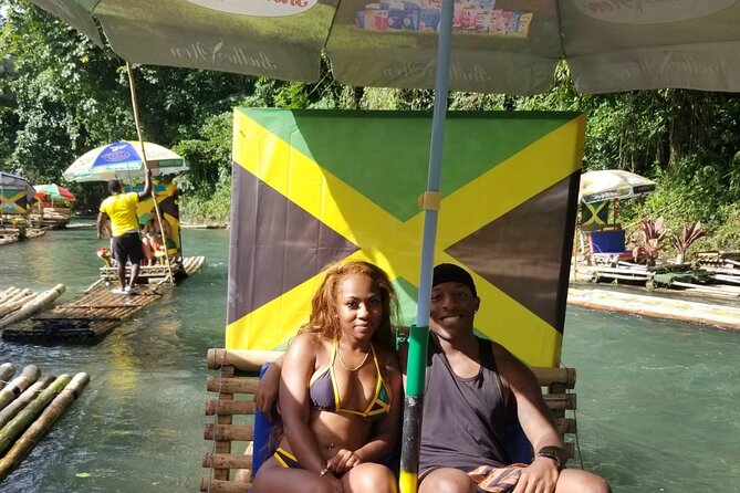 Customized Bamboo Rafting Limestone Massage with Coconut Water - The shopping stop: souvenirs and handmade crafts, plus a quick strategy