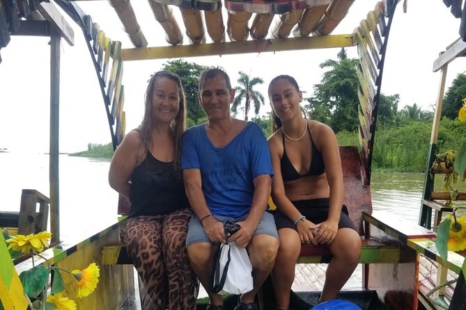 Customized Bamboo Rafting Limestone Massage with Coconut Water - The customized limestone massage with coconut water reset
