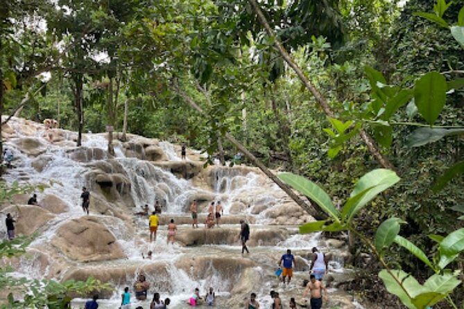 Dunn River Falls and Bamboo River Rafting in Ocho Rios Jamaica. - First stop: White River Bamboo Rafting on a 30ft raft